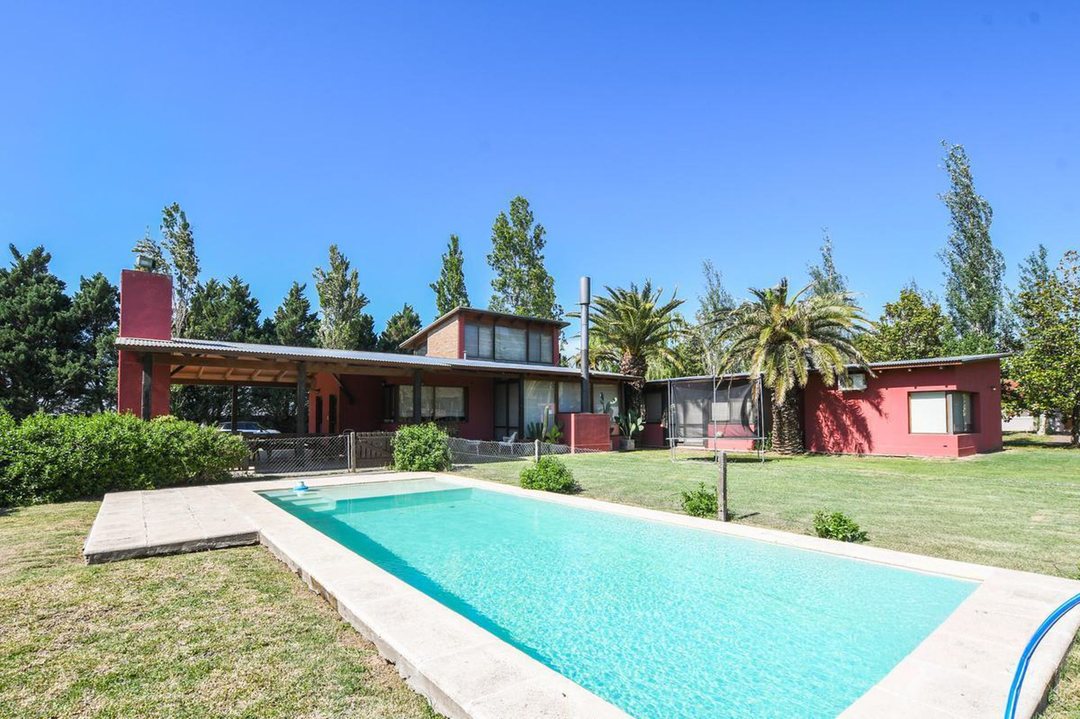 VENTA CASA EN BARRIO LOS ALAMOS CLUB DE CAMPO