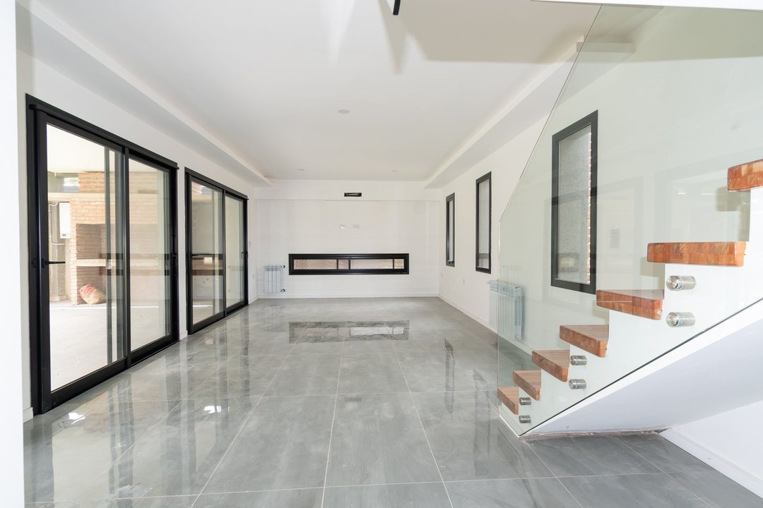 CASA EN VENTA, 2 DORMITORIOS, TDS3