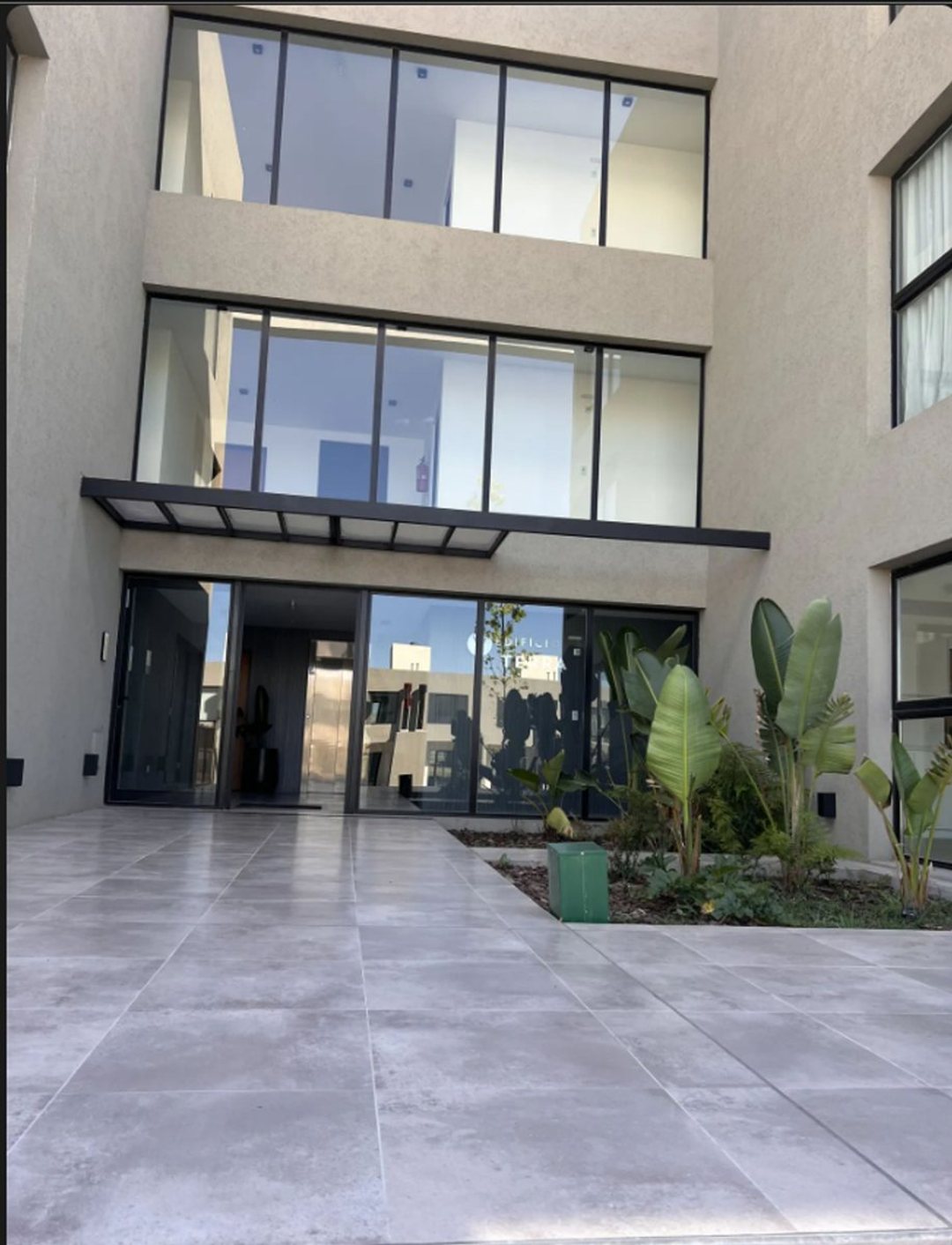 VENTA DEPARTAMENTO CON RENTA ACTIVA- PARQUE LELOIR
