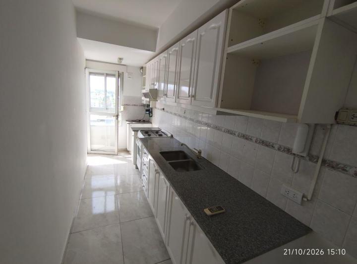 Departamento · 78m² · 4 Ambientes · 1 Cochera