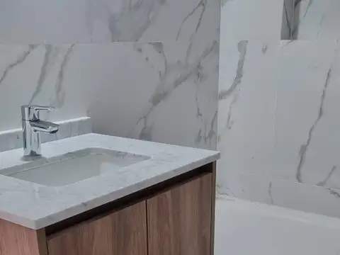Departamento en Venta en Vicente Lopez Vias / Maipu, Vicente Lopez
