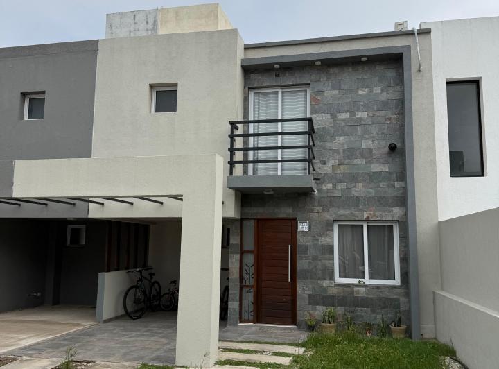 Departamento · 115m² · 5 Ambientes · 1 Cochera