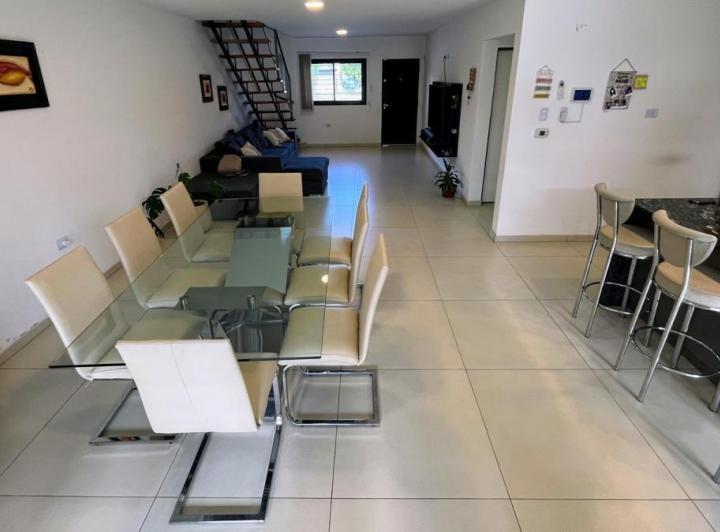 Casa · 152m² · 4 Ambientes · 1 Cochera