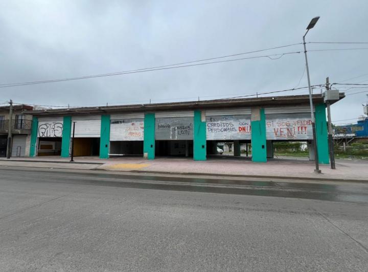 Local comercial · 400m²