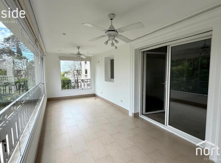 Departamento · 180m² · 4 Ambientes · 2 Cocheras