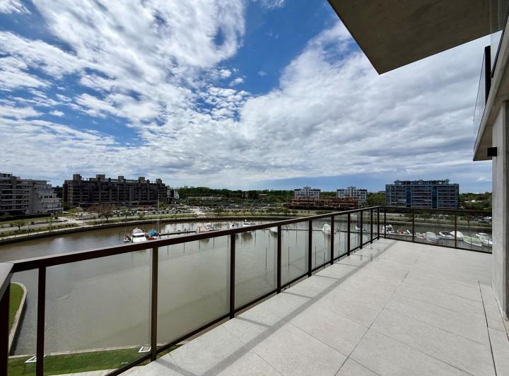 Departamento · 153m² · 4 Ambientes · 2 Cocheras