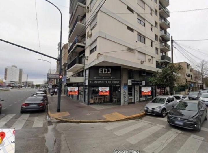 Local comercial · 354m²