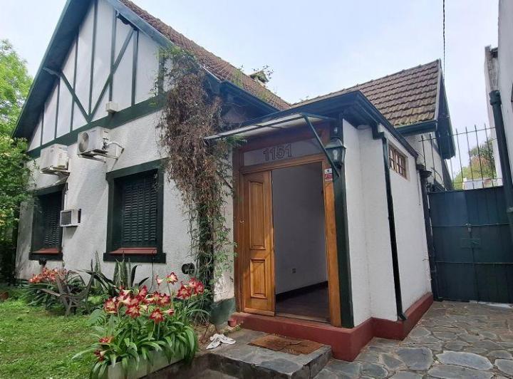 Casa · 120m² · 5 Ambientes · 1 Cochera