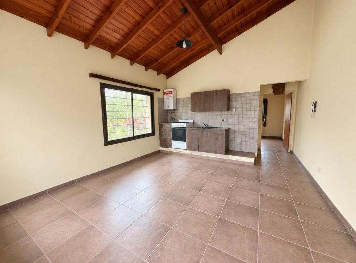 Casa · 40m² · 2 Ambientes · 1 Cochera