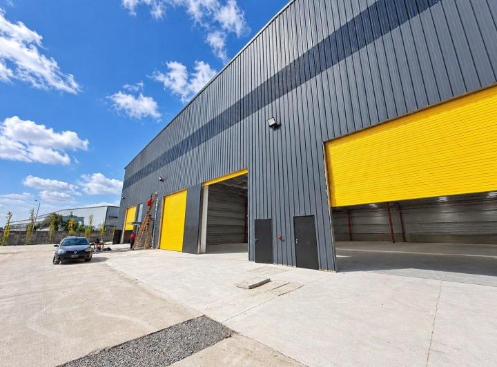 Bodega-Galpón · 983m² · 10 Cocheras