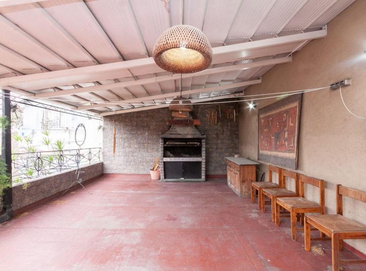 Casa · 190m² · 4 Ambientes · 1 Cochera