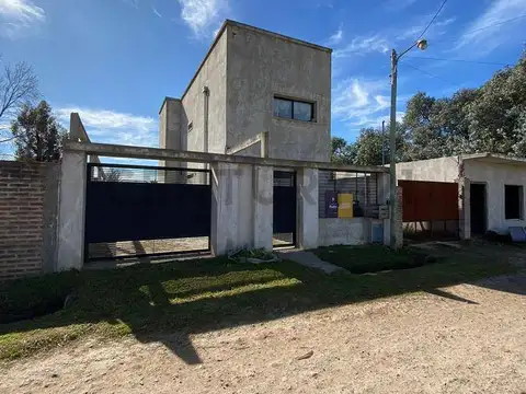 Casa en Venta en Villa Parque Sicardi, Partido de La Plata