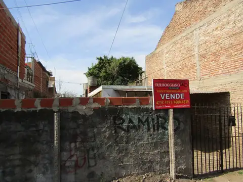 Casa en Venta en Jose Marmol, Partido de Almirante Brown