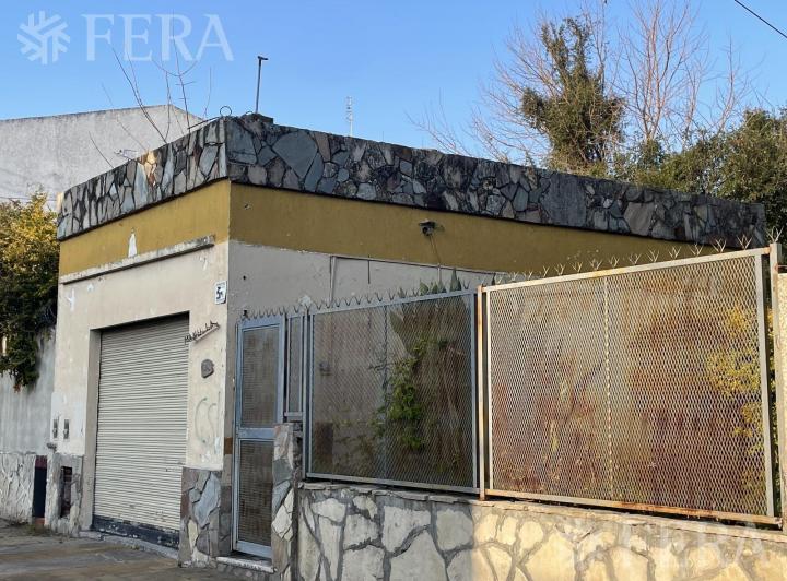 Casa · 130m² · 5 Ambientes · 1 Cochera
