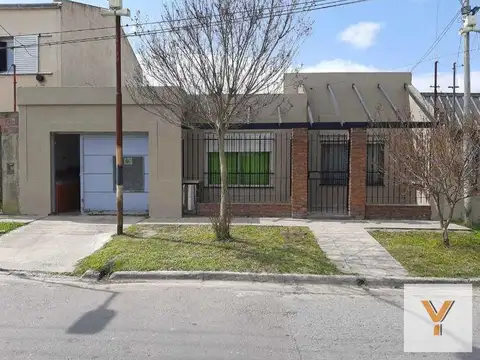 Casa en Venta en Villa Elvira, Partido de La Plata