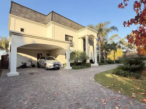 Casa en Venta en Albanueva, Countries y Barrios Cerrados en Tigre