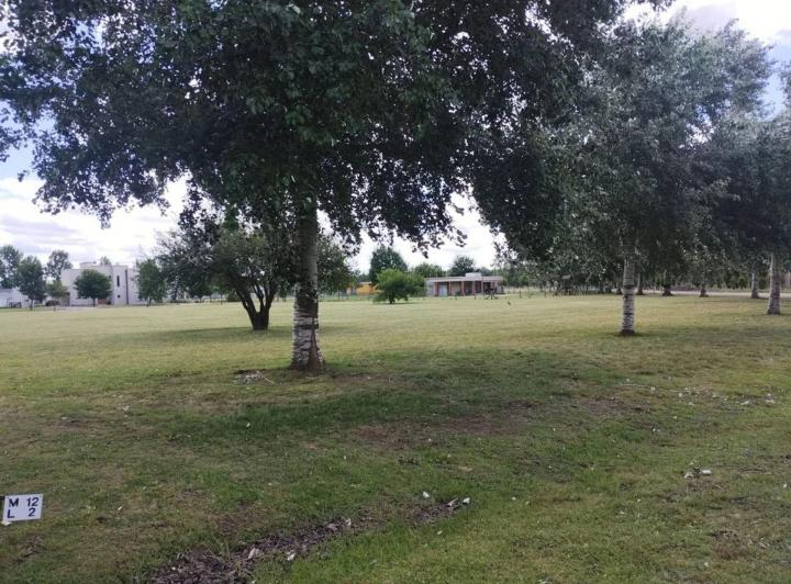 Terreno · 3273m²