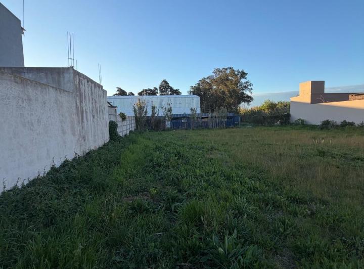 Terreno · 300m²