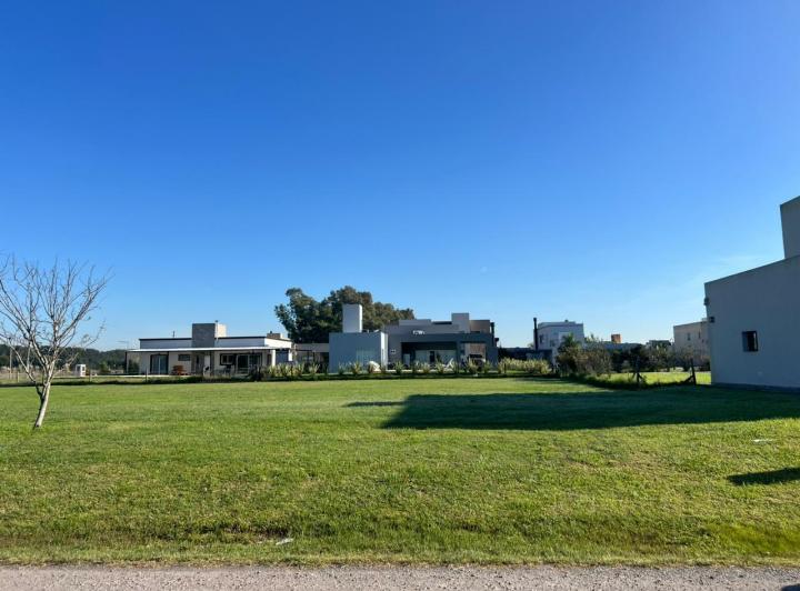 Terreno · 650m²