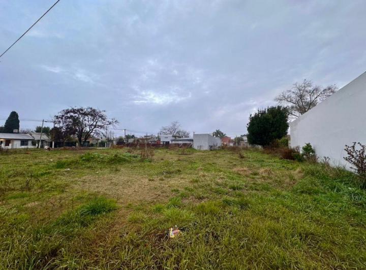 Terreno · 300m²