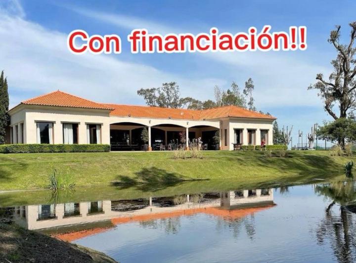 Terreno · 983m²