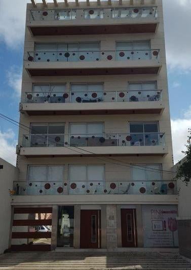 Departamento · 40m² · 2 Ambientes · 2 Cocheras