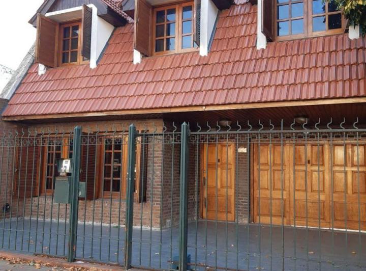 Casa · 314m² · 1 Ambiente · 1 Cochera