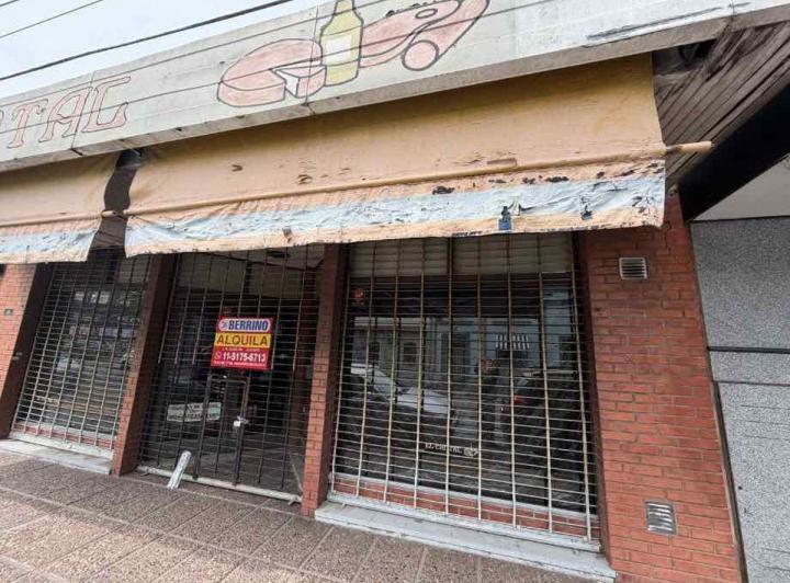 Local comercial · 165m² · 1 Ambiente