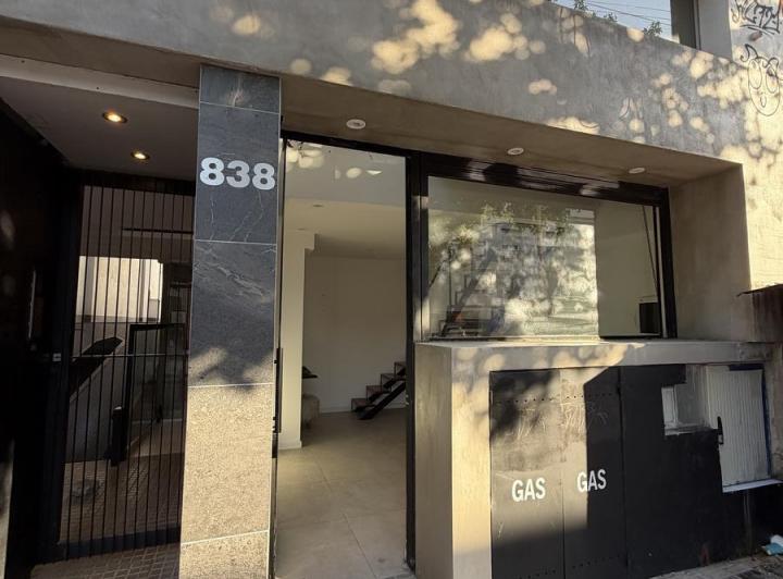 Local comercial · 50m² · 2 Ambientes