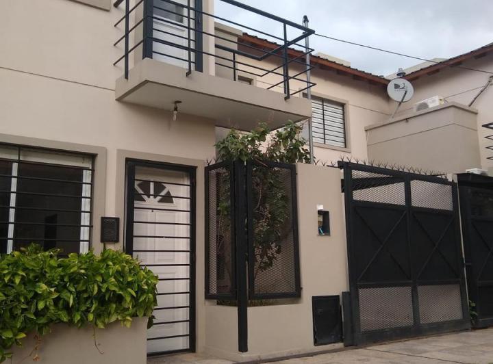 Casa · 90m² · 4 Ambientes