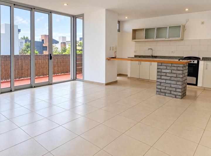 Departamento · 70m² · 3 Ambientes · 1 Cochera
