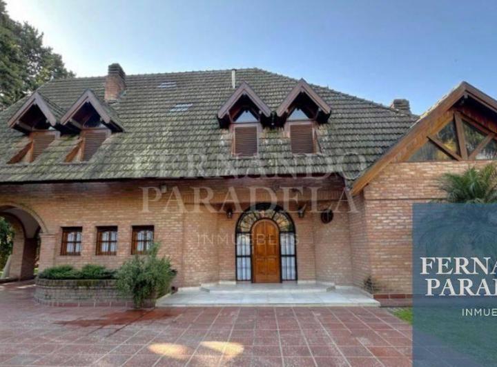 Casa · 500m² · 5 Ambientes