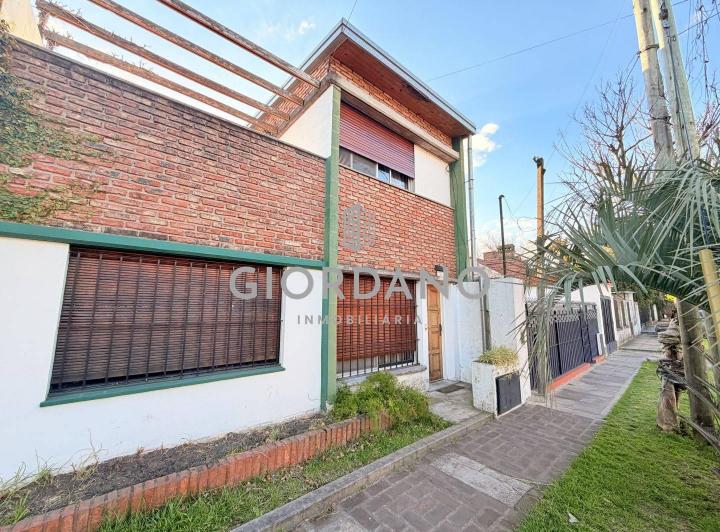 PH · 3 Ambientes · 1 Cochera