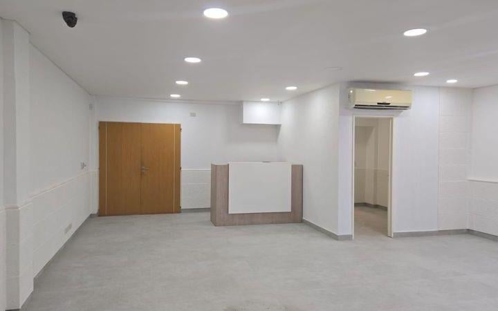 Oficina comercial · 98m² · 4 Ambientes · 1 Cochera