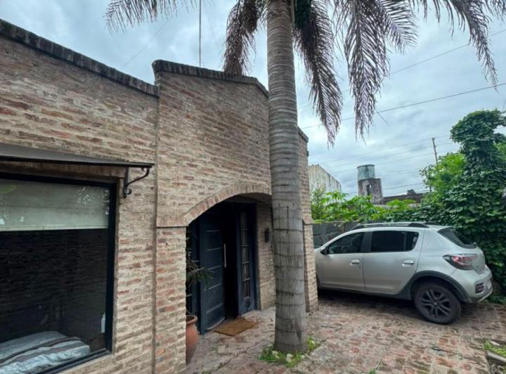 Casa · 70m² · 3 Ambientes · 1 Cochera