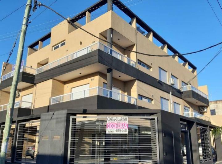 Departamento · 45m² · 3 Ambientes · 1 Cochera