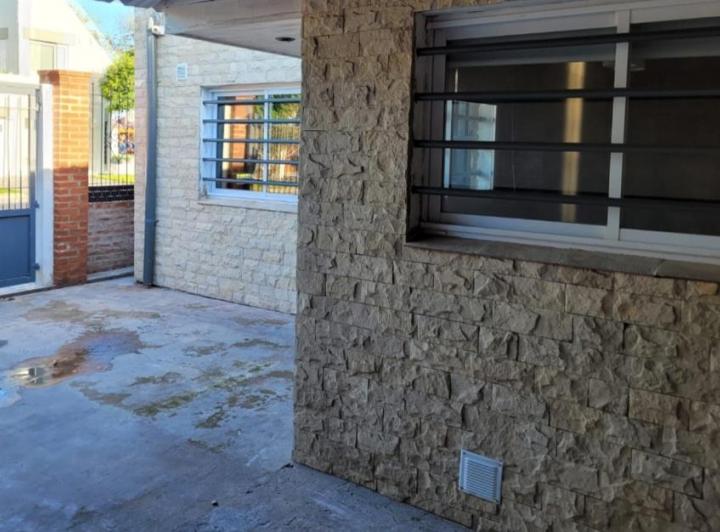 Casa · 150m² · 4 Ambientes · 3 Cocheras