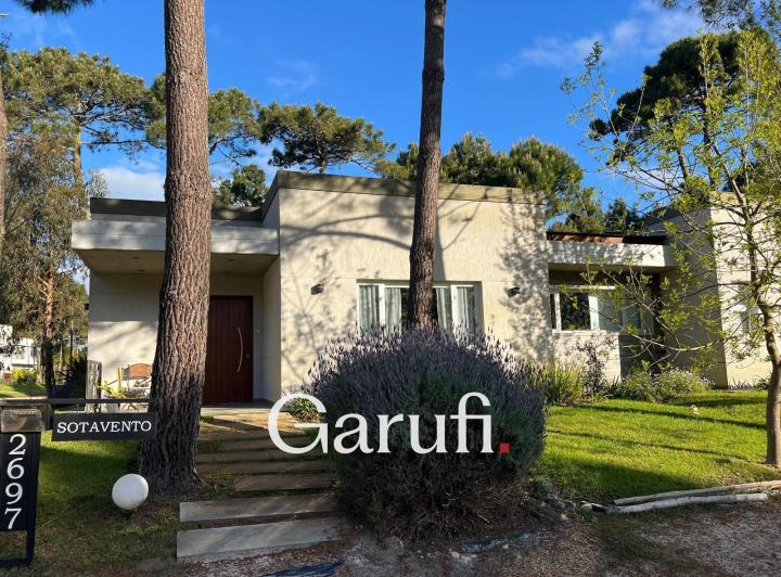 Casa · 170m² · 4 Ambientes · 1 Cochera