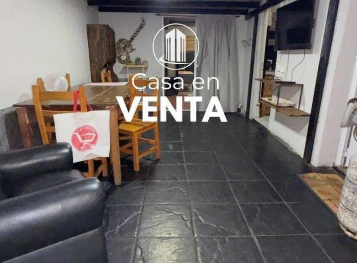 Casa · 140m² · 6 Ambientes · 1 Cochera
