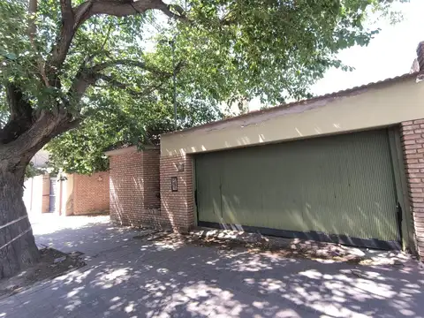Casa en venta - 5° sección - 5 dormitorios