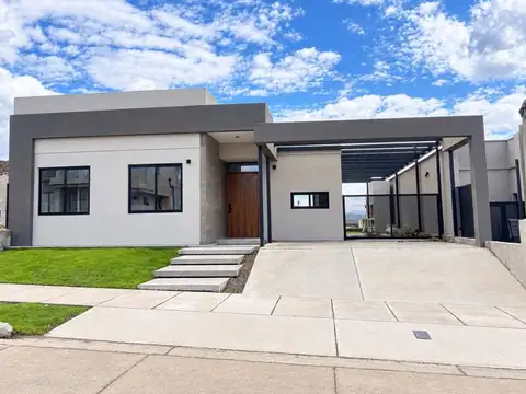 Venta casa la bastilla a estrenar  mendoza.