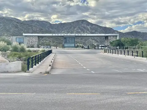 Terreno en venta en barrio privado mendoza norte, 547 m², orientación norte-sur y financiación