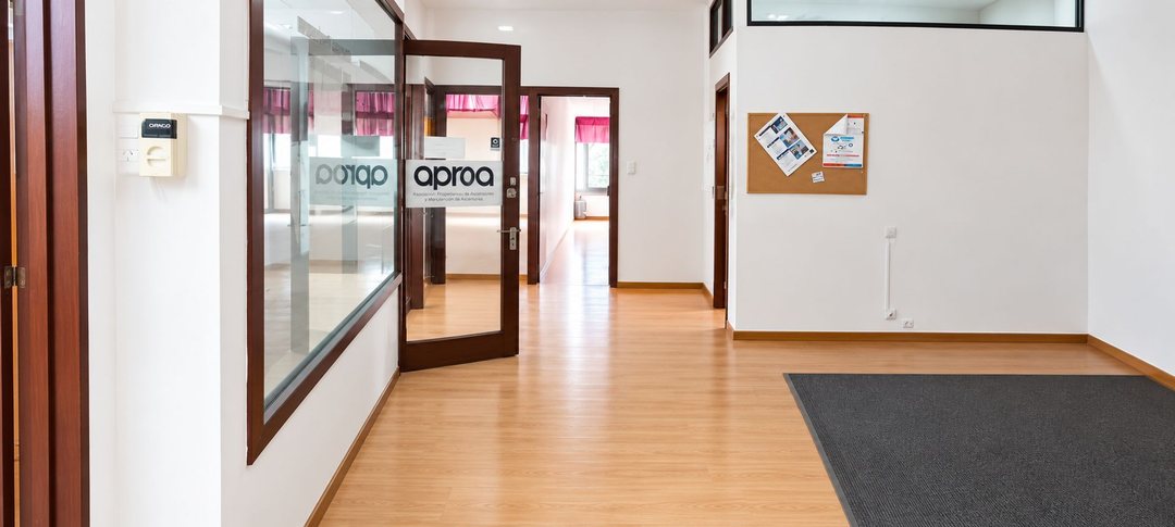 VENTA LOCAL OFICINA 232M2 RAMOS MEJIA GALERIA