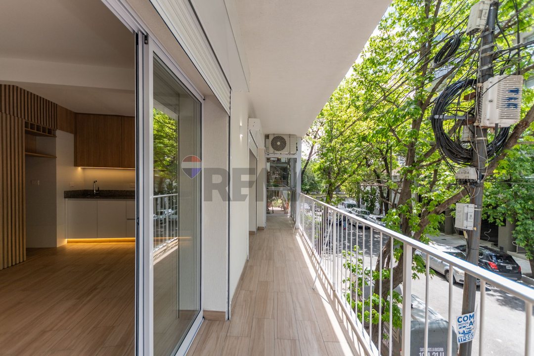Venta 2 Amb. Balcón corrido Caballito