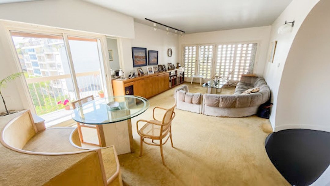 Venta Departamento 5 Ambientes en Flores