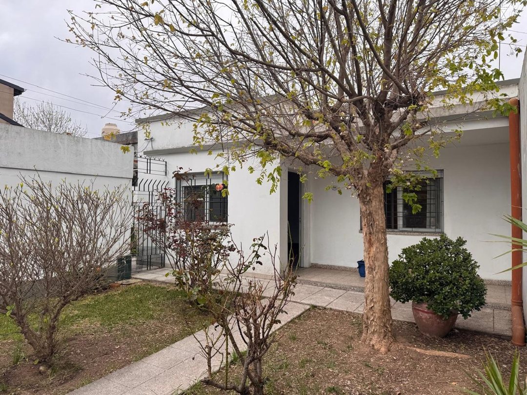 VENTA DE CASA - QUILMES