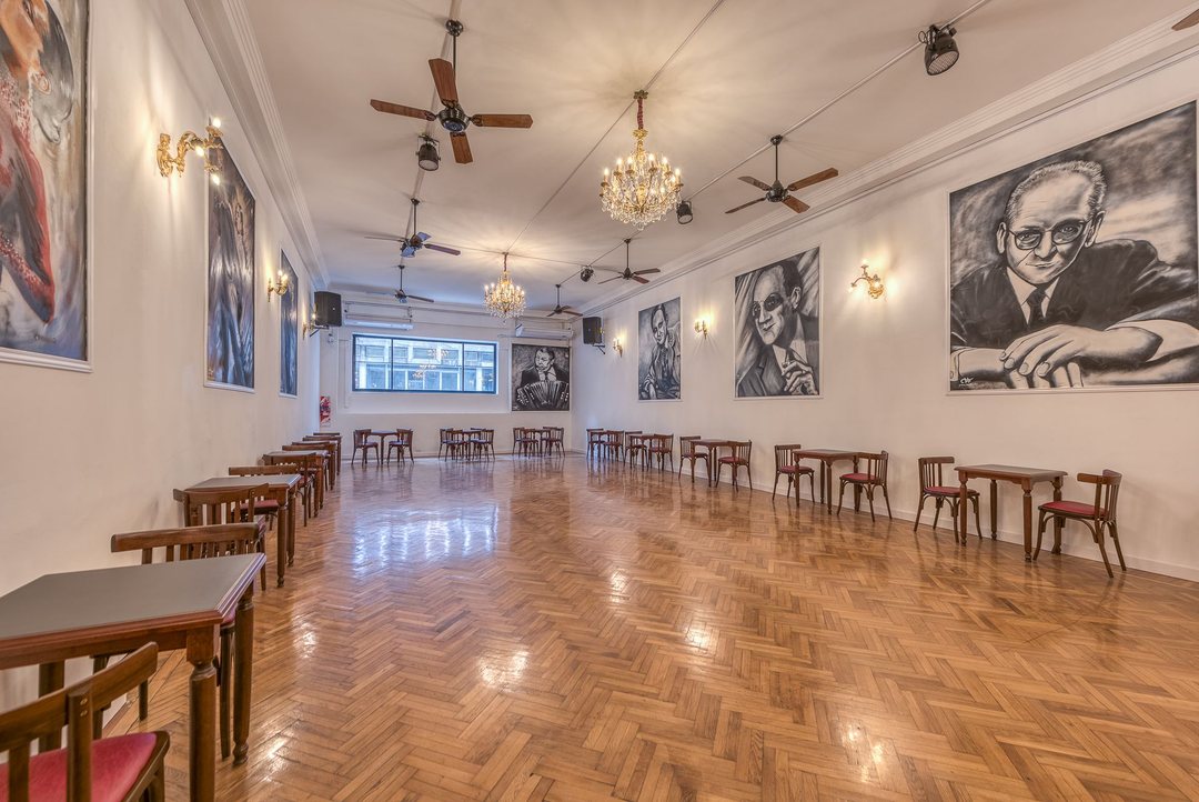 VENTA SALON COMERCIAL  420m2  PEATONAL FLORIDA