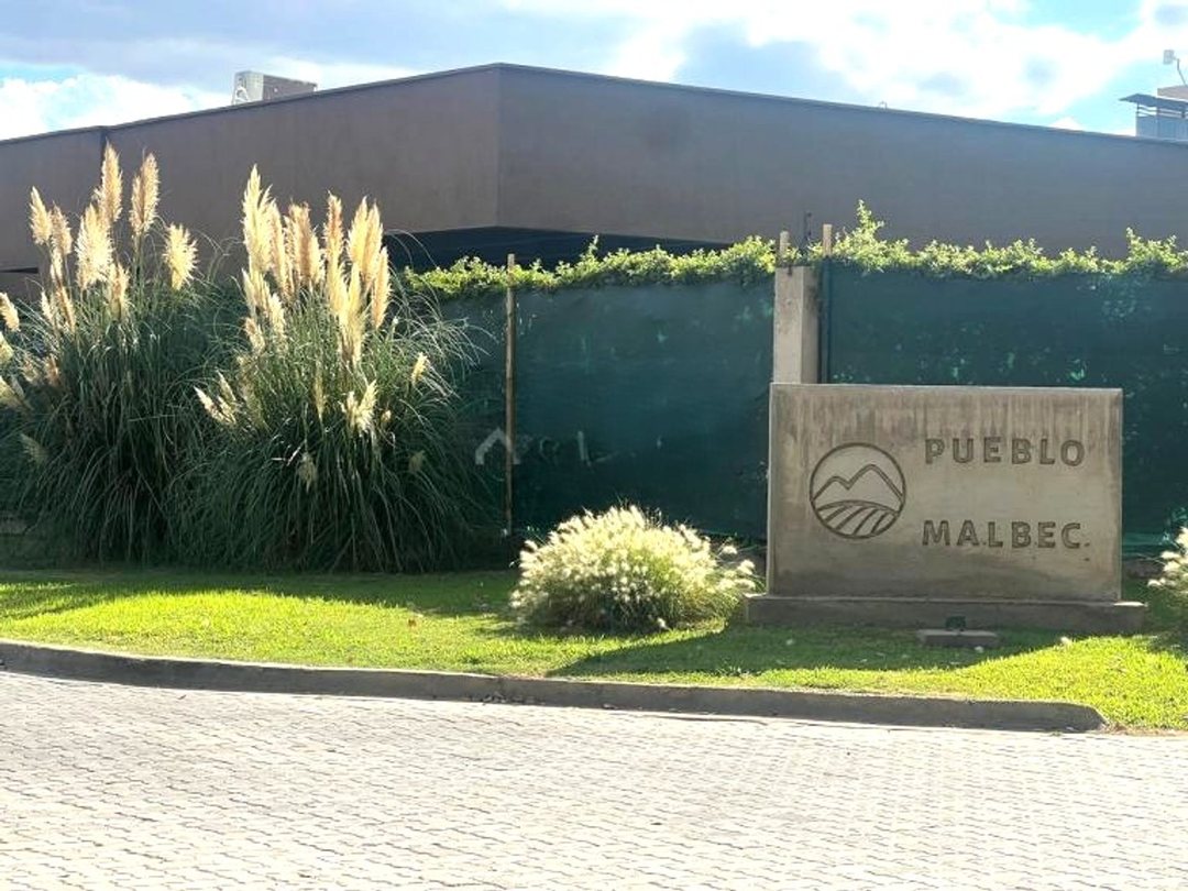 TERRENO  EN B° PRIVADO PUEBLO MALBEC CARRODILLA