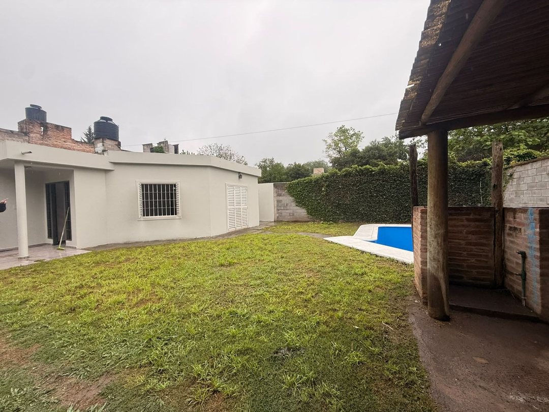 VENTA CASA 3 DORMITORIOS VILLA QUISQUIZACATE CBA