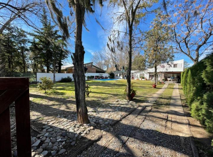 Casa · 140m² · 5 Ambientes